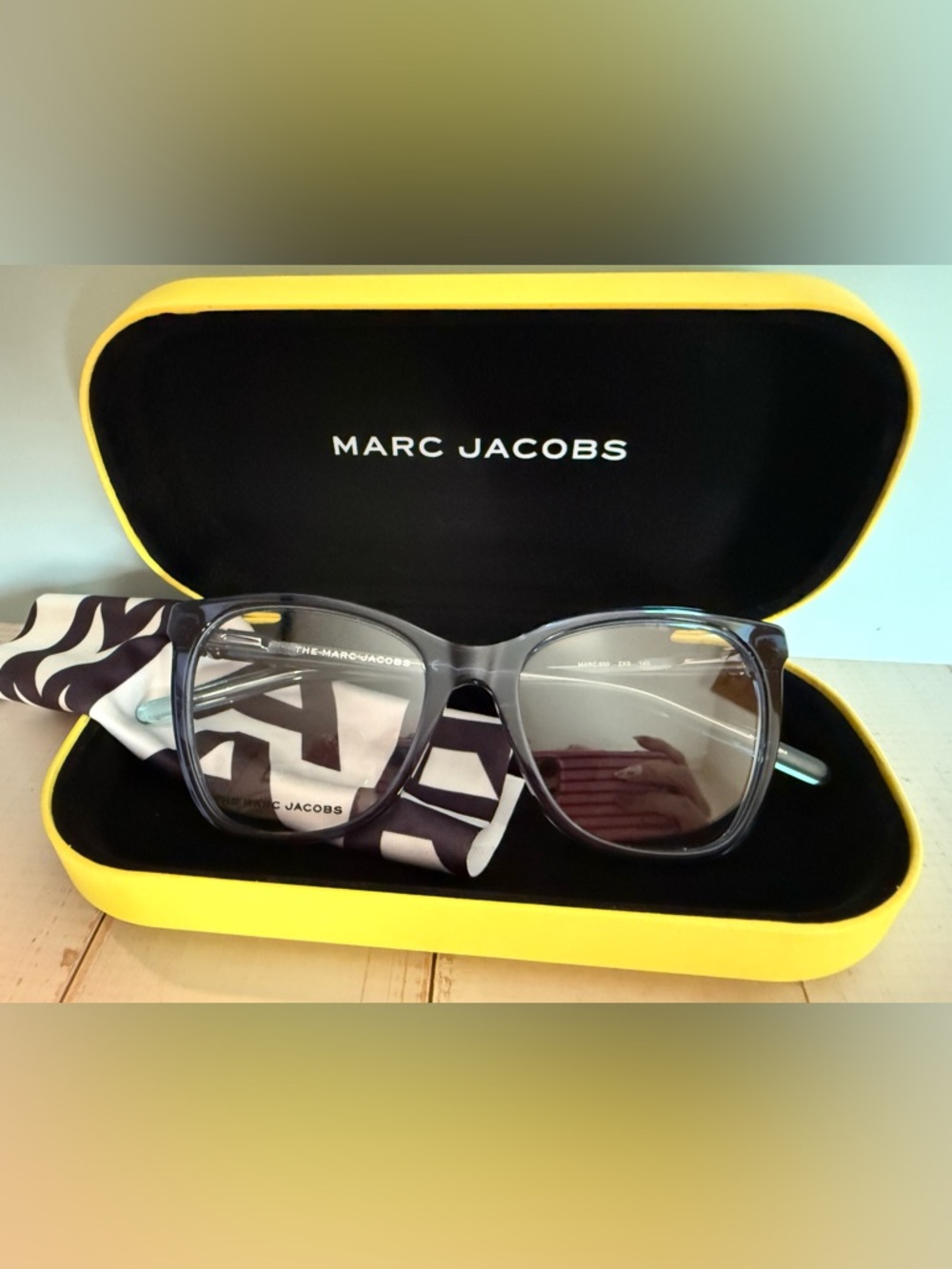 Marc Jacobs Blue Gradient Acetate Glasses with Yellow Case - Picture 3 of 5